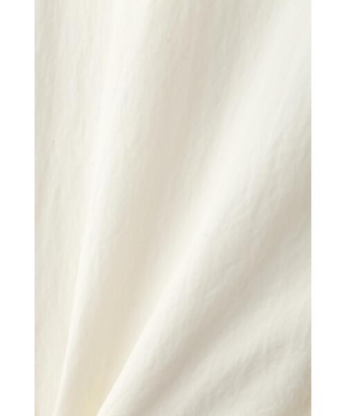 YLEVE(イレーヴ)の「Y / RECYCLE NYLON TAFFETA CO(ダウンジャケット/コート・メンズ・ホワイト/ネイビー・4)」の13枚目の写真