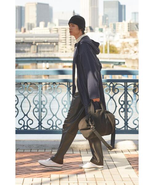 YLEVE(イレーヴ)の「Y / RECYCLE NYLON TAFFETA CO(ダウンジャケット/コート・メンズ・ホワイト/ネイビー・4)」の18枚目の写真
