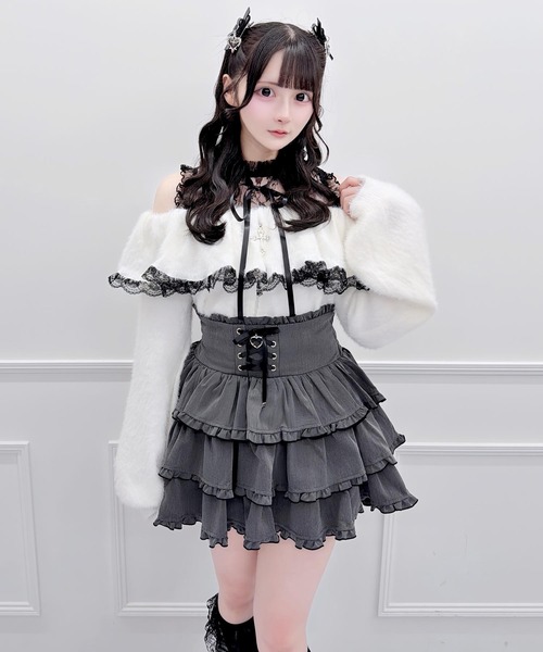 MA*RS(アメーバーマーズ)の「クロスチャーム付きオフショルニット(ニット/セーター・レディース・ブラック/ホワイト/グレー・FREE)」の4枚目の写真