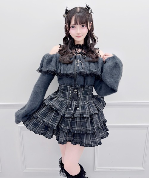 MA*RS(アメーバーマーズ)の「クロスチャーム付きオフショルニット(ニット/セーター・レディース・ブラック/ホワイト/グレー・FREE)」の11枚目の写真