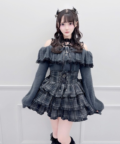 MA*RS(アメーバーマーズ)の「クロスチャーム付きオフショルニット(ニット/セーター・レディース・ブラック/ホワイト/グレー・FREE)」の12枚目の写真