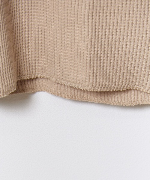 Healthknit(ヘルスニット)の「Healthknit/ヘルスニット LONG SLEEVE HENLEY NECK ロング スリーブ ヘンリー ネック ロンT スリーボタン カジュアル ミニマル ヴィンテージライク メンズ レディース 2026秋冬 秋服 冬服(Tシャツ/カットソー・メンズ・オフホワイト/ブラック/ベージュ・M/L/XL)」の5枚目の写真