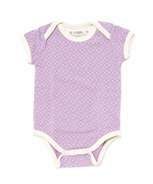 PACT（パクト）の「PACT-BABY-S/S BODYSUIT-MARIGOLD　半袖　ロンパース（ロンパース）」