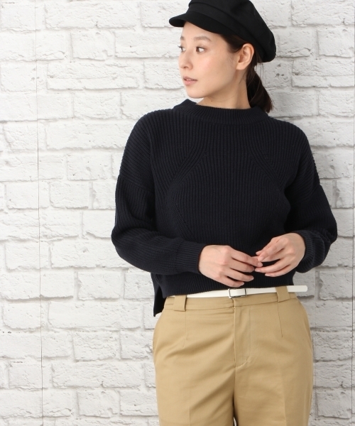 LEPSIM（レプシィム）の「5Gクロプドカタアゼプルオーバー 748904（ニット/セーター・レディース・ベージュ/ダークネイビー/レッド・FREE）」の3枚目の写真