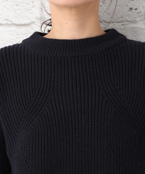 LEPSIM（レプシィム）の「5Gクロプドカタアゼプルオーバー 748904（ニット/セーター・レディース・ベージュ/ダークネイビー/レッド・FREE）」の6枚目の写真