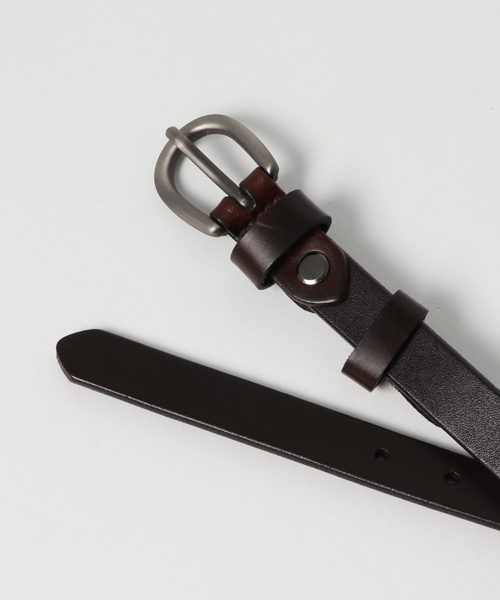 RAY CASSIN（レイカズン）の「本革細ベルト（ベルト・レディース・キャメル/ブラウン/ブラック・FREE）」の4枚目の写真