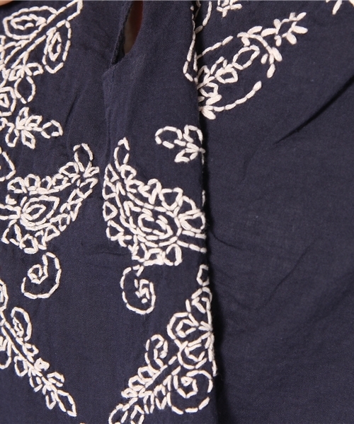 coen（コーエン）の「刺繍エンブロイダリースキッパーチュニック（チュニック・レディース・ホワイト/ネイビー・フリー）」の7枚目の写真