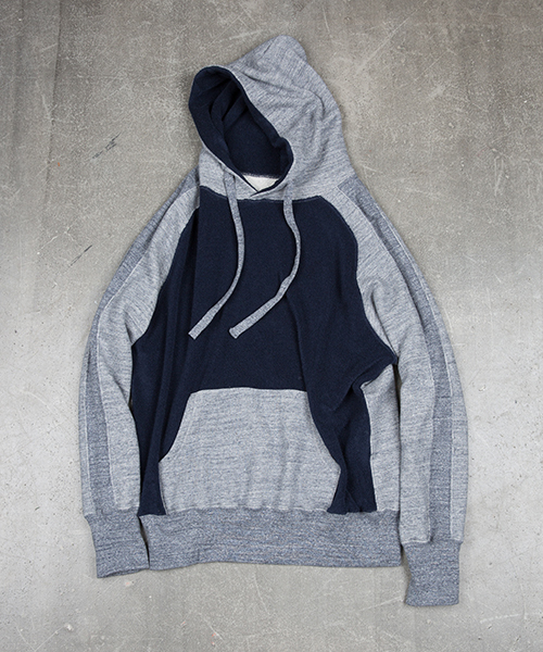 bodco（ボッコ）の「【bodco】ボッコ/ SWEAT-PANELLED HOODIE【ユニセックス】（パーカー・メンズ・ネイビー/その他・SMALL/MEDIUM/LARGE）」の8枚目の写真