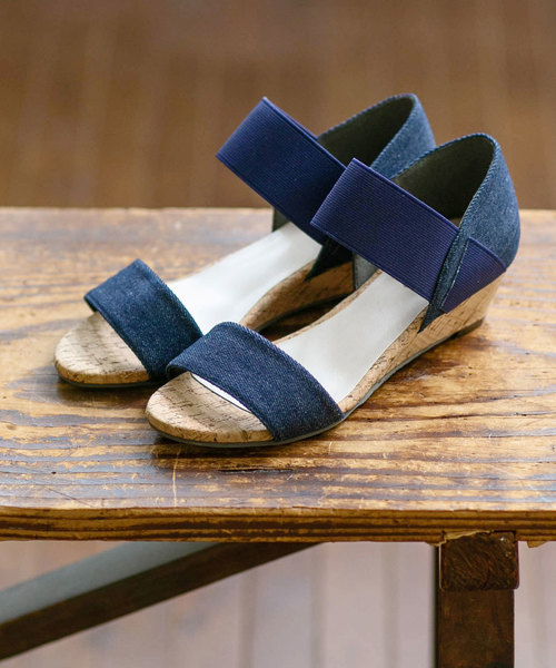 flune（フリューン）の「選べるデザイン フリル シンプル コルク巻き ミドルヒール ゴムストラップ サンダル（サンダル・レディース・グレー系その他/ブルー/グリーン系その他/マジェンタ/イエロー系その他2/ブラック/ベージュ系その他/ネイビー/ブルー系その他2/イエロー系その他/グレー/レッド系その他/グレイッシュベージュ/ブルー系その他/ブラック系その他/グリーン/その他/レオパード・SS/LL/M/L/S/3L）」の9枚目の写真