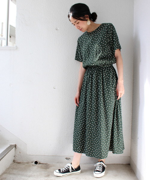 ottilie（オティーリエ）の「Aラインドット半袖ワンピース