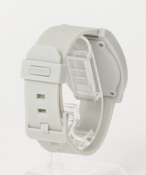 NIXON(ニクソン)の「TIME TELLER P(アナログ腕時計・レディース・グレー/レッド系その他/ライトイエロー/ブルー系その他・FREE)」の5枚目の写真