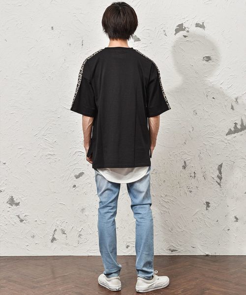 MinoriTY（マイノリティ）の「メンズ5分袖ラインテープTシャツ（Tシャツ/カットソー・メンズ・ホワイト系その他/ブラック系その他/ホワイト系その他2/ブラック系その他2・M/L）」の10枚目の写真