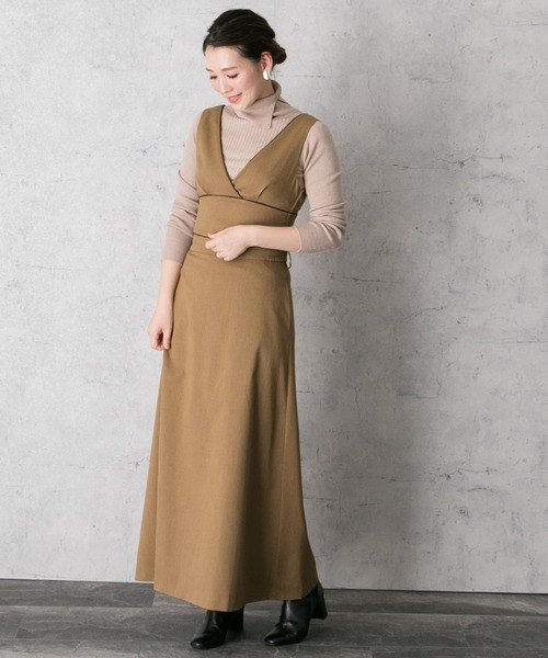 URBAN RESEARCH ROSSO WOMEN（アーバンリサーチ　ロッソ）の「Vネックビスチェ∴（ベスト・レディース・グレー/キャメル・FREE）」の5枚目の写真