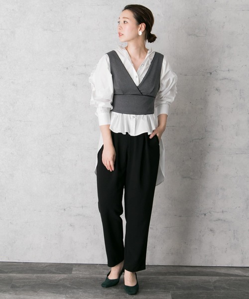 URBAN RESEARCH ROSSO WOMEN（アーバンリサーチ　ロッソ）の「Vネックビスチェ∴（ベスト・レディース・グレー/キャメル・FREE）」の9枚目の写真