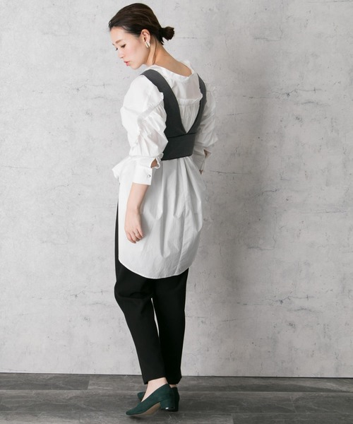 URBAN RESEARCH ROSSO WOMEN（アーバンリサーチ　ロッソ）の「Vネックビスチェ∴（ベスト・レディース・グレー/キャメル・FREE）」の11枚目の写真