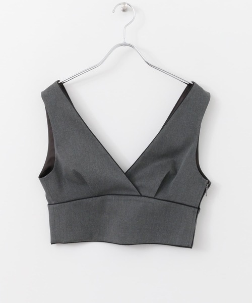 URBAN RESEARCH ROSSO WOMEN（アーバンリサーチ　ロッソ）の「Vネックビスチェ∴（ベスト・レディース・グレー/キャメル・FREE）」の15枚目の写真