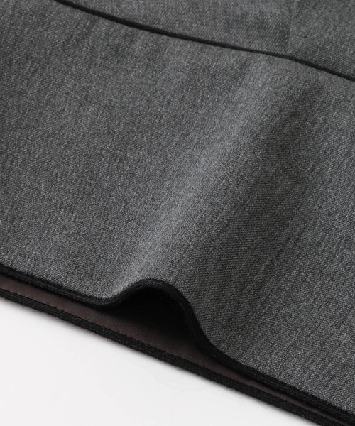 URBAN RESEARCH ROSSO WOMEN（アーバンリサーチ　ロッソ）の「Vネックビスチェ∴（ベスト・レディース・グレー/キャメル・FREE）」の22枚目の写真