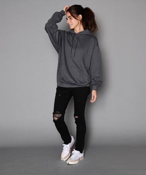 Champion(チャンピオン)の「Champion/チャンピオン ビックシルエット無地スウェットパーカー(パーカー・メンズ・チャコールグレー/ブラック/グレー/ライトグレー/グリーン/ネイビー/ロイヤルブルー/レッド/ワインレッド/ダークグリーン・S/M/L/XL/XXL)」の13枚目の写真