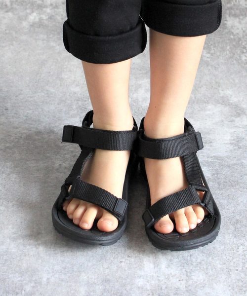 SOROTTO(ソロット)の「【親子でお揃い】無地タイプベルクロスポーツサンダル(KIDS)(サンダル)」|ブラック