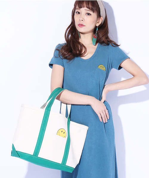 Ray BEAMS（レイビームス）の「JACKSON MATISSE×Ray BEAMS / 別注 smile トート（トートバッグ・レディース・グリーン/ネイビー/レッド系その他・ONE SIZE）」の2枚目の写真