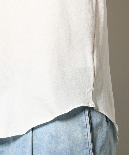 Purple&Yellow(パープルアンドイエロー)の「バックプリント ロングラウンド Tシャツ(Tシャツ/カットソー・メンズ・アイボリー/イエロー系その他/ブラック/オレンジ系その他・SMALL/X-LARGE/LARGE/MEDIUM)」の15枚目の写真