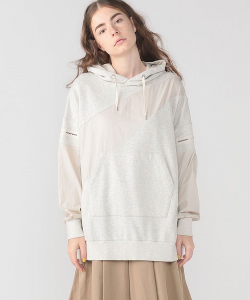 FRAPBOIS（フラボア）の「フラッグカット（パーカー・レディース・ベージュ系その他/ブラック・1）」の2枚目の写真