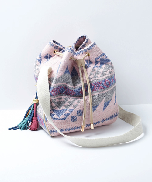 Another Edition（アナザーエディション）の「ae NTV SHLD（ショルダーバッグ・レディース・ネイビー/ライトピンク・ﾌﾘ-）」の3枚目の写真