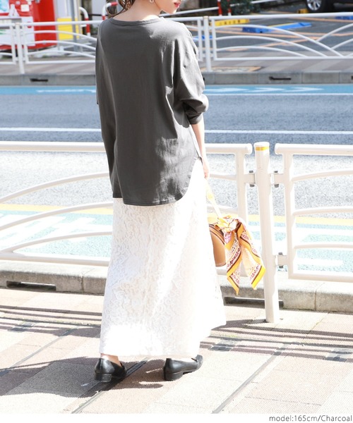 coca(coca)(コカ)の「テールカットボートネックカットソー(Tシャツ/カットソー・レディース・ホワイト/ベージュ/ピンク/チャコール・ONE SIZE)」の11枚目の写真