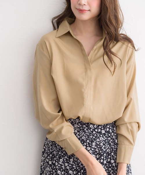 Pierrot（ピエロ）の「マットサテンシャツ（シャツ/ブラウス・レディース・ベージュ/ネイビー/ライトベージュ・M/L）」の18枚目の写真