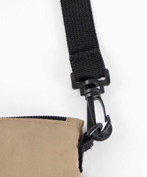 PEN FIELD(ペンフィールド)の「∴WEGO/PENFIELD 別注サコッシュ(ショルダーバッグ・メンズ・ベージュ/ブラック・FREE)」の12枚目の写真