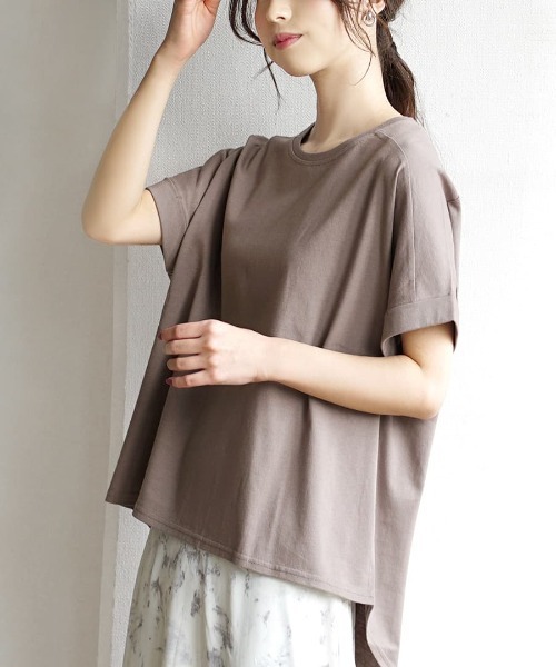 zootie（ズーティー）の「【汗が染みない ゆったりTシャツ】 汗しみない Tシャツ［ワイドシルエット］ 汗染み防止（Tシャツ/カットソー・レディース・ラベンダー/ブラック/グレイッシュブルー/カーキ/キャメル/パープル/ネイビー/ライトブルー/杢グレー/ロイヤルブルー/フューシャピンク/オフホワイト/ライトカーキ/グレイッシュベージュ/ブラウン/オレンジ系その他/オレンジ系その他2/モカ/ダークグリーン/アイボリー/パープル系その他/ブルー系その他2/ダークブラウン/イエロー系その他/レッド系その他/ミント・M-L）」の8枚目の写真