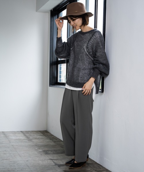 LEPSIM（レプシィム）の「5Gフワフワスカシプルオーバー　918761（ニット/セーター・レディース・チャコールグレー/レッド/モカ/グレイッシュベージュ・FREE）」の7枚目の写真