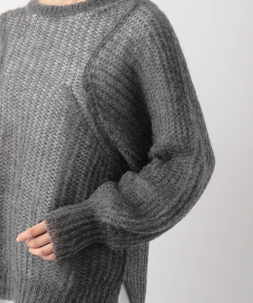 LEPSIM（レプシィム）の「5Gフワフワスカシプルオーバー　918761（ニット/セーター・レディース・チャコールグレー/レッド/モカ/グレイッシュベージュ・FREE）」の19枚目の写真