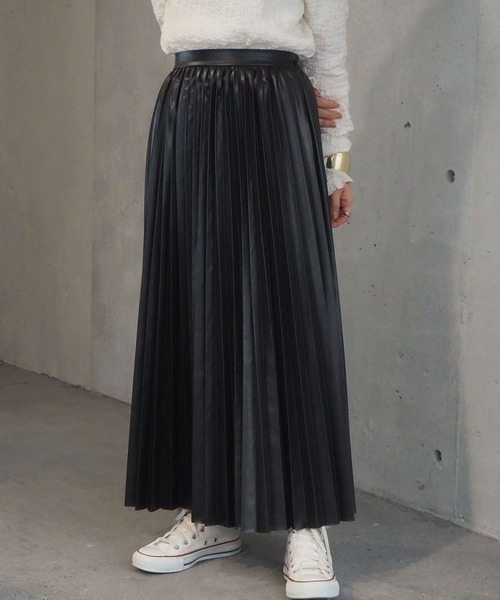 tiptop(ティップトップ)の「2020AW アソート素材プリーツスカート(スカート・レディース・ブラック/ブラウン/ブルー/グレイッシュベージュ/アイボリー・FREE)」の3枚目の写真