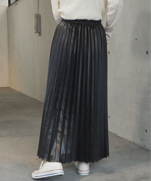 tiptop(ティップトップ)の「2020AW アソート素材プリーツスカート(スカート・レディース・ブラック/ブラウン/ブルー/グレイッシュベージュ/アイボリー・FREE)」の8枚目の写真