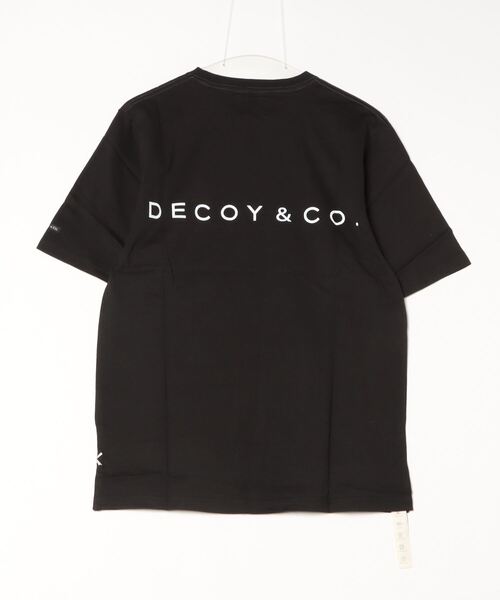 DECOY＆CO.（デコイアンドシーオー）の「デコイアンドシーオー D-DUCK LOGO IN CHEST Tシャツ（Tシャツ/カットソー・メンズ・ホワイト/ブラック/ホワイト系その他・LARGE/MEDIUM/X-LARGE）」の4枚目の写真