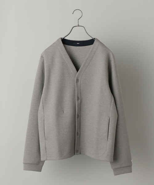 SHIPS（シップス）の「【WEB限定】SHIPS: バルキー ポンチ ワンポイントワッペン ロゴ カーディガン（カーディガン/ボレロ・メンズ・カーキ/ネイビー/イエロー系その他2/グレー・LARGE/XX-LARGE/MEDIUM/X-LARGE/SMALL）」の16枚目の写真