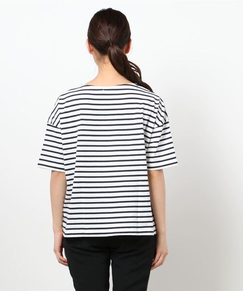 Honeys(ハニーズ)の「ゆるボーダーTシャツ(Tシャツ/カットソー・レディース・ホワイト×グリーン/ホワイト系その他/ベージュ系その他/ホワイト×ネイビー/グレー系その他/ホワイト×ブルー/ホワイト系その他2・L/S/LL/M)」の19枚目の写真