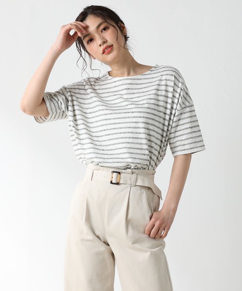 Honeys(ハニーズ)の「ゆるボーダーTシャツ(Tシャツ/カットソー・レディース・ホワイト×グリーン/ホワイト系その他/ベージュ系その他/ホワイト×ネイビー/グレー系その他/ホワイト×ブルー/ホワイト系その他2・L/S/LL/M)」の3枚目の写真