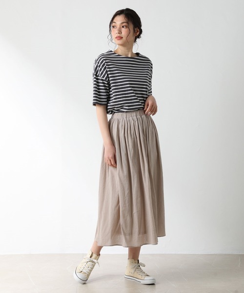 Honeys(ハニーズ)の「ゆるボーダーTシャツ(Tシャツ/カットソー・レディース・ホワイト×グリーン/ホワイト系その他/ベージュ系その他/ホワイト×ネイビー/グレー系その他/ホワイト×ブルー/ホワイト系その他2・L/S/LL/M)」の16枚目の写真