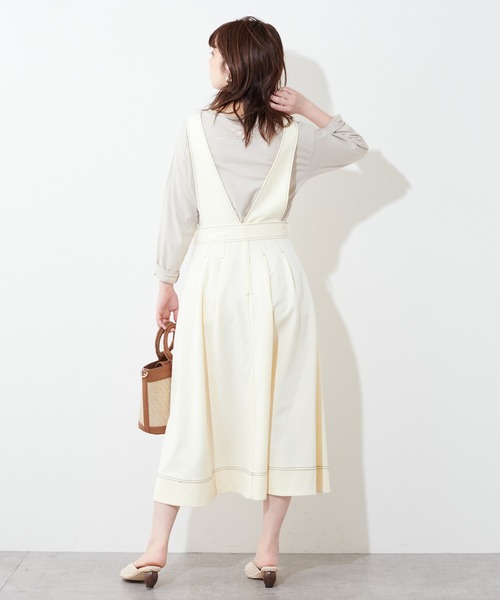 natural couture（ナチュラルクチュール）の「配色ステッチ2WAYジャンスカ（ワンピース・レディース・アイボリー/ブラック/グレイッシュベージュ・FREE）」の11枚目の写真