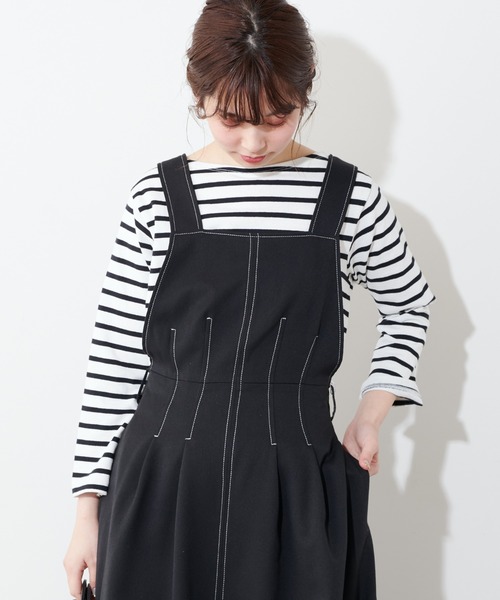 natural couture（ナチュラルクチュール）の「配色ステッチ2WAYジャンスカ（ワンピース・レディース・アイボリー/ブラック/グレイッシュベージュ・FREE）」の4枚目の写真