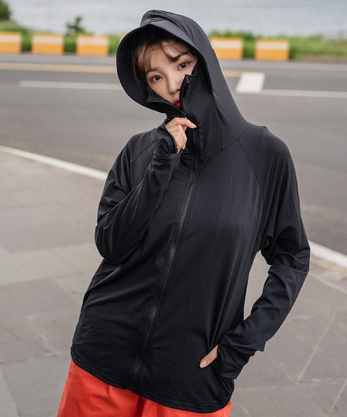 Lace Ladies(レースレディース)の「ハイネックフード付きUVカットヒンヤリラッシュガード(ラッシュガード・レディース・ホワイト/ライトブルー/ブラック/パープル/ネイビー/グレー/ピンク/ワインレッド・LL/S/M/L)」の2枚目の写真