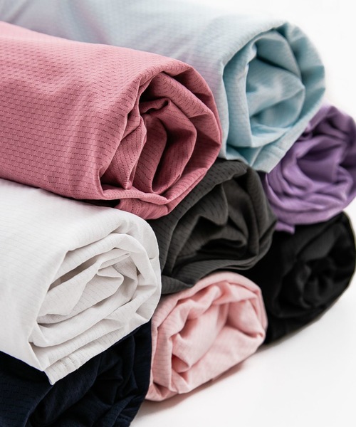 Lace Ladies(レースレディース)の「ハイネックフード付きUVカットヒンヤリラッシュガード(ラッシュガード・レディース・ホワイト/ライトブルー/ブラック/パープル/ネイビー/グレー/ピンク/ワインレッド・LL/S/M/L)」の11枚目の写真