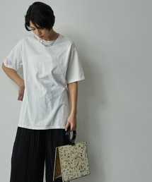 クルーネックTシャツ