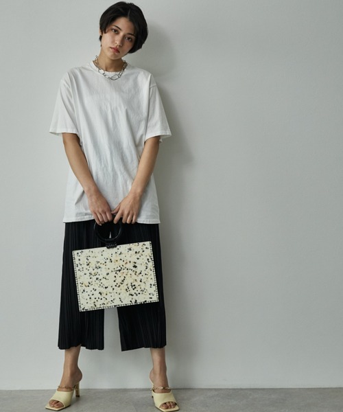 ECRIRE(エクリール)の「クルーネックTシャツ(Tシャツ/カットソー・レディース・ベージュ/オフホワイト/オレンジ・フリー)」の16枚目の写真