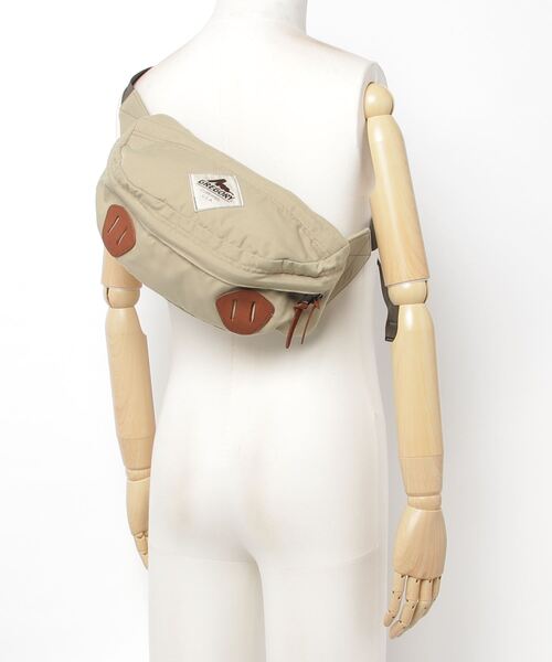 GREGORY（グレゴリー）の「TAILWIND / テールウィンド / タン（ボディバッグ/ウエストポーチ・メンズ・ベージュ・FREE）」の6枚目の写真