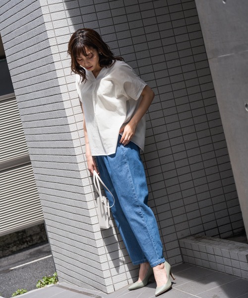 NAVY（ネイビー）の「インド綿を使用したワイドシルエットなVネックブラウス（シャツ/ブラウス・レディース・ホワイト/ベージュ/ネイビー・フリー）」の11枚目の写真