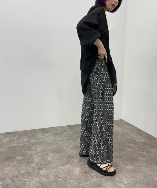 apres jour mignon(アプレジュールミニョン)の「ジャガードニットパンツ【ZOZOTOWN限定アイテム】(その他パンツ・レディース・その他/ブラック/オレンジ系その他/アイボリー・SMALL/X-LARGE/MEDIUM)」の17枚目の写真