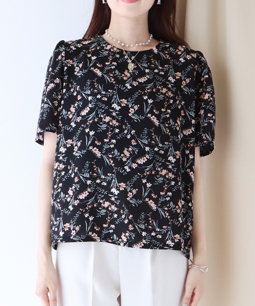 BLUEEAST（ブルーイースト）の「花柄パフスリーブブラウス（シャツ/ブラウス・レディース・ベージュ/ブラック・MEDIUM）」の12枚目の写真